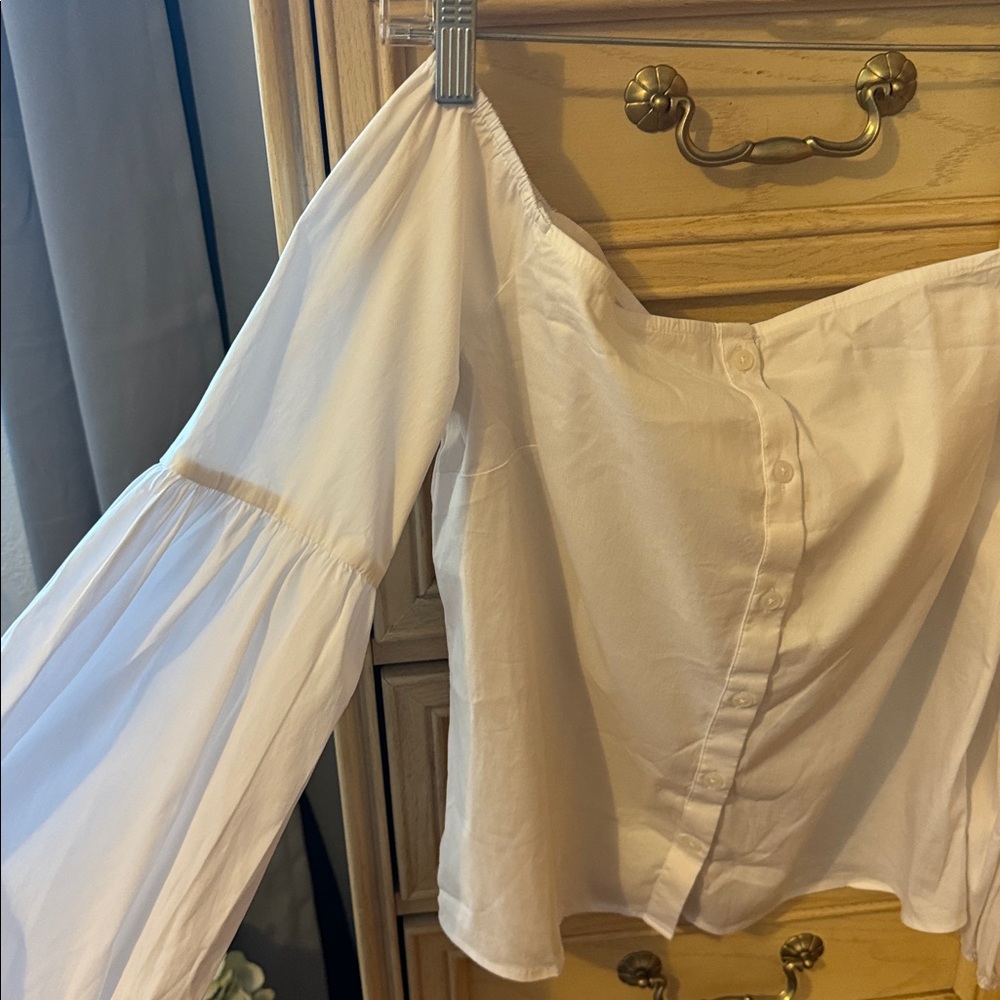 Express Off The Shoulder Blouse. - Picture 2 of 9